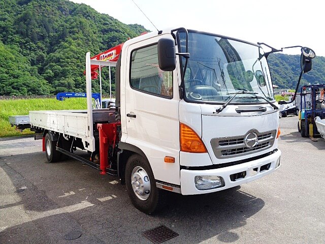 人気の中古ユニック車｜在庫に見られるサイズや装備の傾向