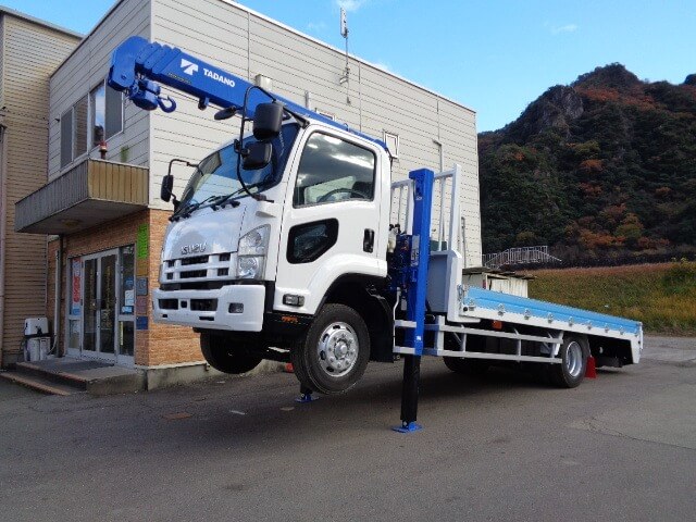 中古の5段ユニック車で作業するときに確認したい安定性