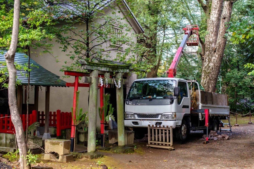 街中での小回りを活かせる2tクラスのユニック車の使い勝手