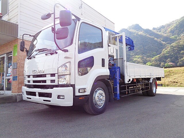 2tクラスのユニック車の寸法と積載量の特徴